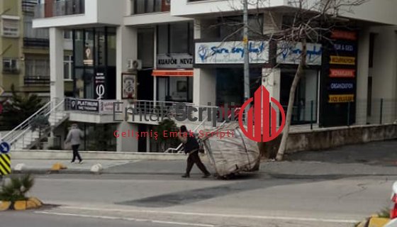 Kadıköy'de Acil Satılık İş Yeri
